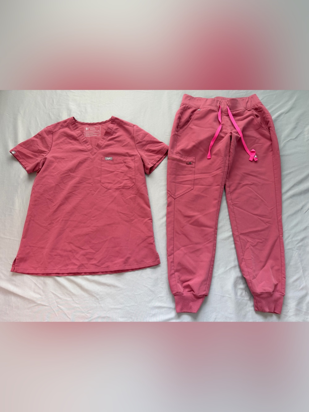 Figs Women's BCA Quartz Scrub Set with Hot Pink Drawstrings